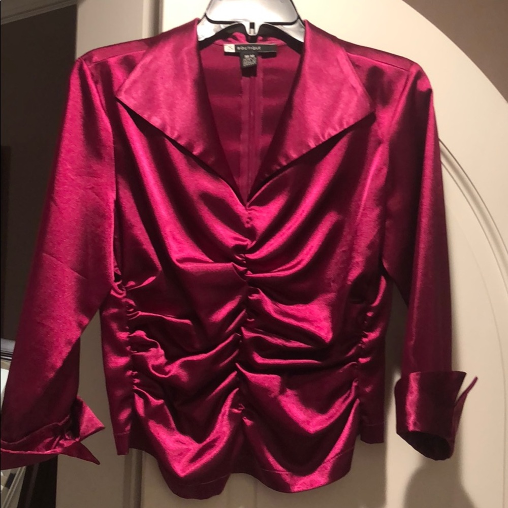 Beautiful sinched satin blouse